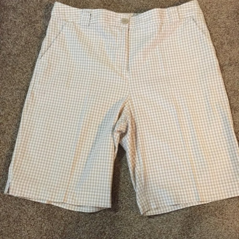 White Stag white/beige check bermuda dress shorts 14
